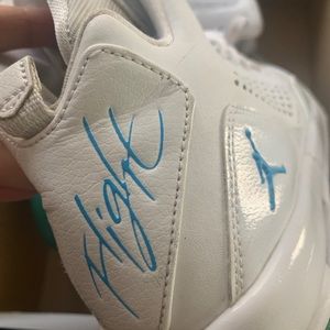 Nike Air Jordan Flight Youth 6/Women’s 7.5